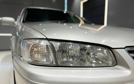 Toyota Camry, 2000 год, 550 000 рублей, 9 фотография