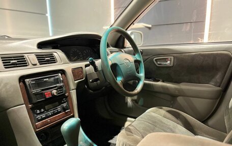 Toyota Camry, 2000 год, 550 000 рублей, 12 фотография