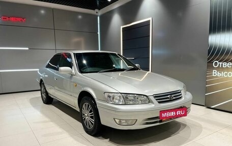 Toyota Camry, 2000 год, 550 000 рублей, 7 фотография