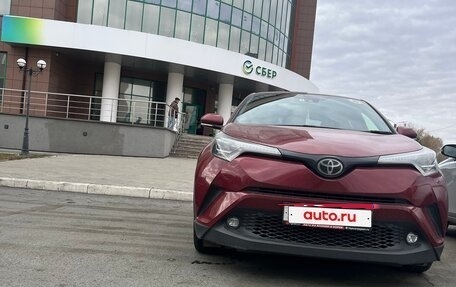 Toyota C-HR I рестайлинг, 2019 год, 1 990 000 рублей, 3 фотография