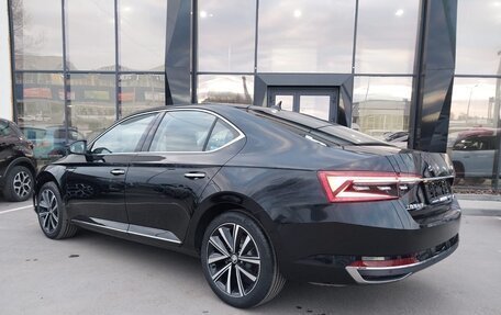 Skoda Superb III рестайлинг, 2024 год, 3 390 000 рублей, 5 фотография