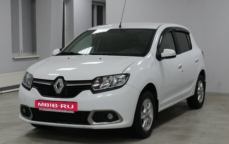 Renault Sandero II рестайлинг, 2015 год, 729 900 рублей, 3 фотография