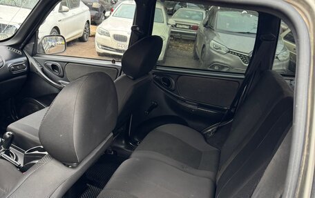 Chevrolet Niva I рестайлинг, 2011 год, 395 000 рублей, 8 фотография