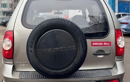 Chevrolet Niva I рестайлинг, 2011 год, 395 000 рублей, 21 фотография