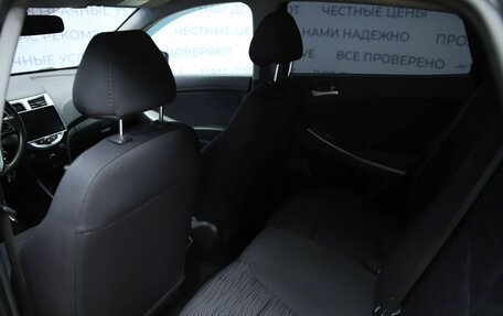 Hyundai Solaris II рестайлинг, 2015 год, 1 050 000 рублей, 15 фотография