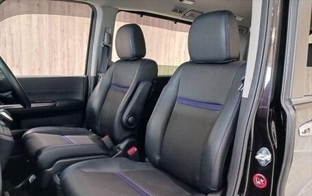 Honda Stepwgn IV, 2018 год, 1 980 000 рублей, 12 фотография