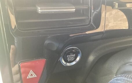 Honda Stepwgn IV, 2017 год, 1 965 000 рублей, 12 фотография