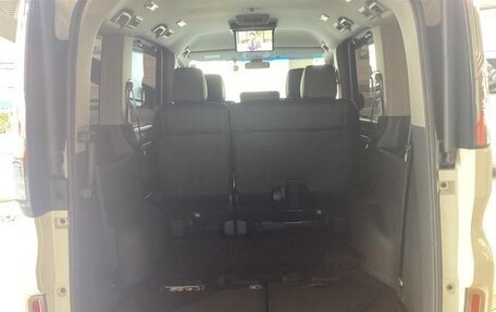 Honda Stepwgn IV, 2017 год, 1 965 000 рублей, 23 фотография