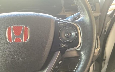 Honda Stepwgn IV, 2017 год, 1 965 000 рублей, 32 фотография