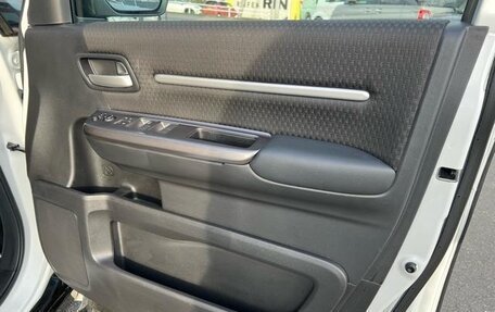 Honda Stepwgn IV, 2017 год, 1 950 000 рублей, 13 фотография