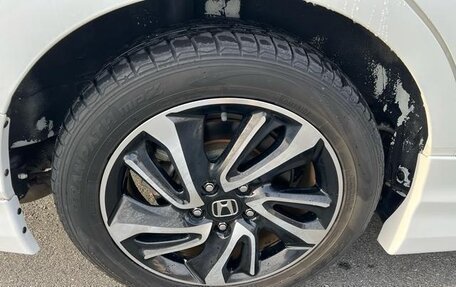 Honda Stepwgn IV, 2017 год, 1 950 000 рублей, 12 фотография