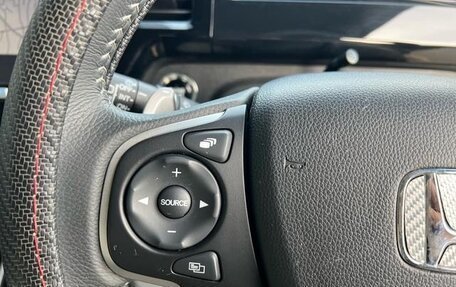 Honda Stepwgn IV, 2017 год, 1 950 000 рублей, 20 фотография