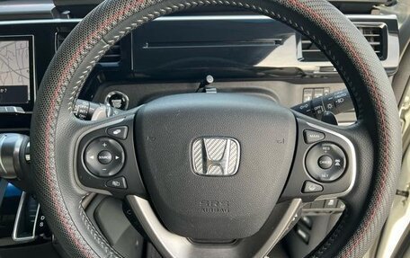 Honda Stepwgn IV, 2017 год, 1 950 000 рублей, 18 фотография