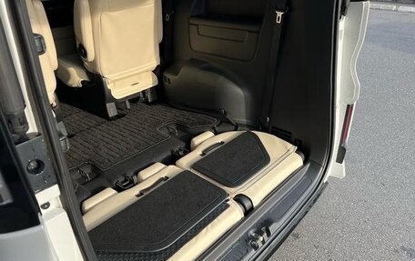 Honda Stepwgn IV, 2017 год, 1 950 000 рублей, 34 фотография