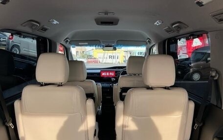 Honda Stepwgn IV, 2017 год, 1 950 000 рублей, 32 фотография