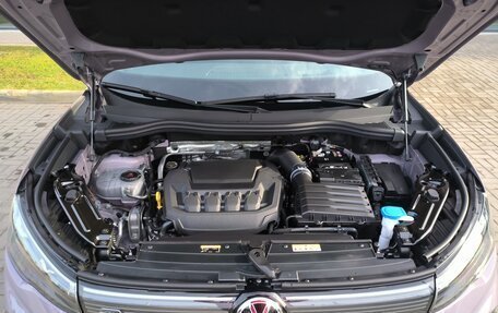 Volkswagen Tiguan, 2025 год, 5 090 000 рублей, 9 фотография