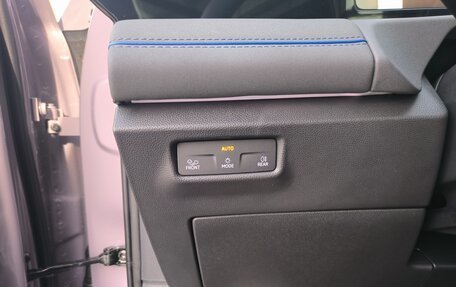 Volkswagen Tiguan, 2025 год, 5 090 000 рублей, 29 фотография