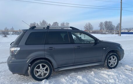 Mitsubishi Outlander III рестайлинг 3, 2007 год, 730 000 рублей, 3 фотография