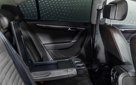 Volkswagen Passat B7, 2011 год, 1 017 000 рублей, 18 фотография