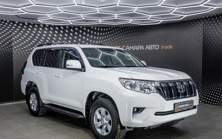Toyota Land Cruiser Prado 150 рестайлинг 2, 2019 год, 5 040 000 рублей, 3 фотография
