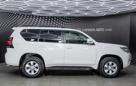 Toyota Land Cruiser Prado 150 рестайлинг 2, 2019 год, 5 040 000 рублей, 5 фотография
