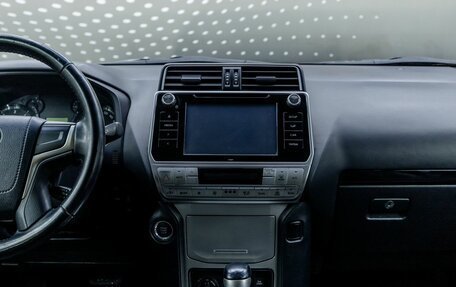 Toyota Land Cruiser Prado 150 рестайлинг 2, 2019 год, 5 040 000 рублей, 12 фотография