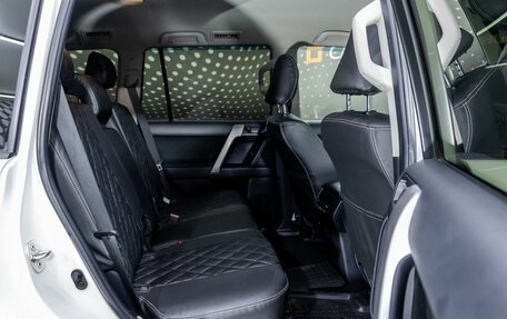 Toyota Land Cruiser Prado 150 рестайлинг 2, 2019 год, 5 040 000 рублей, 19 фотография