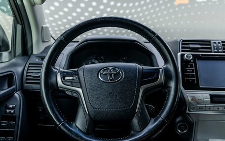 Toyota Land Cruiser Prado 150 рестайлинг 2, 2019 год, 5 040 000 рублей, 13 фотография