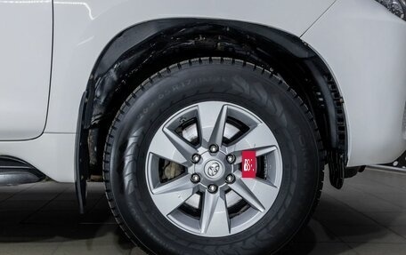 Toyota Land Cruiser Prado 150 рестайлинг 2, 2019 год, 5 040 000 рублей, 24 фотография