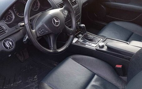 Mercedes-Benz C-Класс, 2007 год, 900 000 рублей, 3 фотография