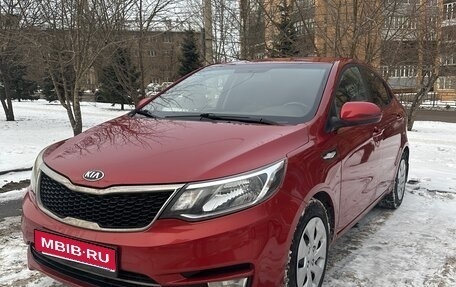 KIA Rio III рестайлинг, 2016 год, 900 000 рублей, 1 фотография