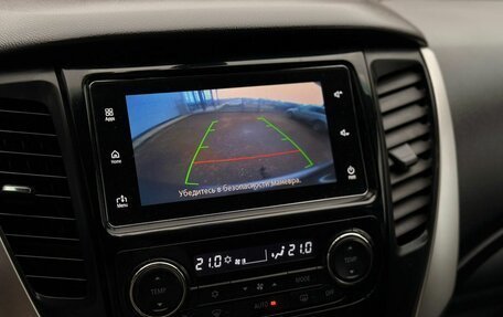 Mitsubishi Pajero Sport III рестайлинг, 2017 год, 2 140 000 рублей, 15 фотография