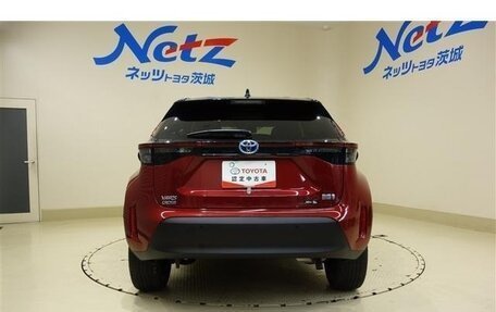 Toyota Yaris Cross, 2022 год, 1 520 000 рублей, 8 фотография