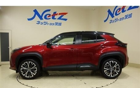 Toyota Yaris Cross, 2022 год, 1 520 000 рублей, 4 фотография