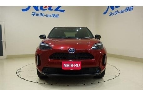 Toyota Yaris Cross, 2022 год, 1 520 000 рублей, 2 фотография