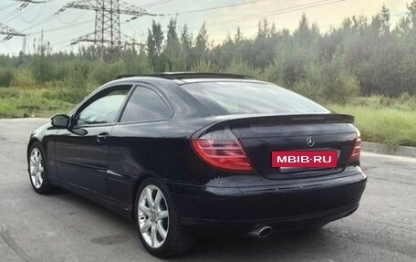 Mercedes-Benz C-Класс, 2001 год, 450 000 рублей, 3 фотография