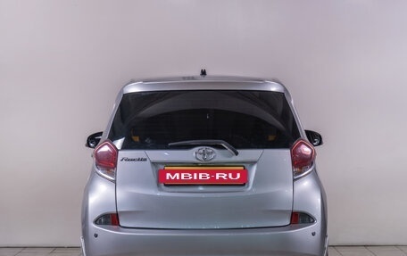Toyota Ractis II, 2015 год, 999 000 рублей, 4 фотография