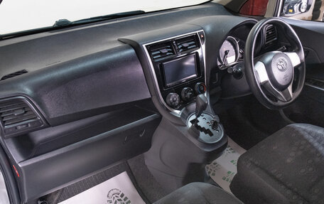 Toyota Ractis II, 2015 год, 999 000 рублей, 16 фотография