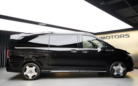 Mercedes-Benz V-Класс, 2025 год, 14 700 000 рублей, 10 фотография