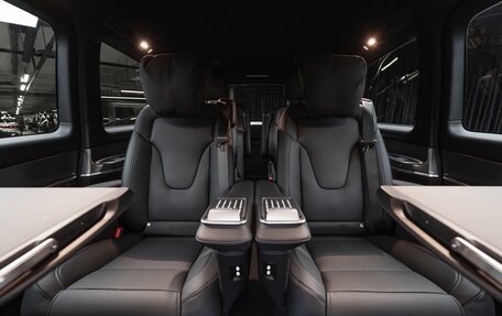 Mercedes-Benz V-Класс, 2025 год, 14 700 000 рублей, 31 фотография