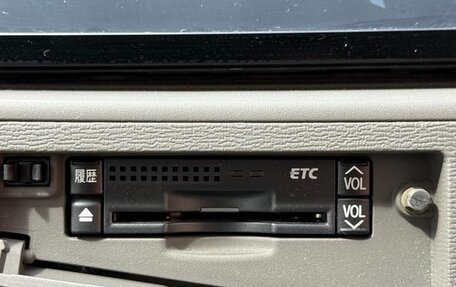 Toyota ISis I, 2011 год, 925 000 рублей, 22 фотография