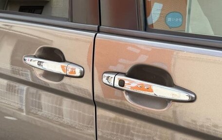 Toyota ISis I, 2011 год, 925 000 рублей, 29 фотография