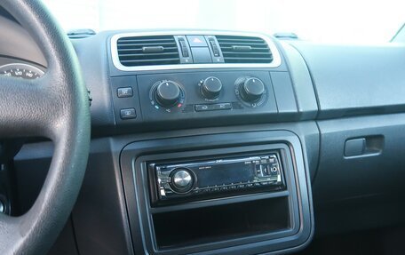 Skoda Fabia II, 2010 год, 549 000 рублей, 18 фотография