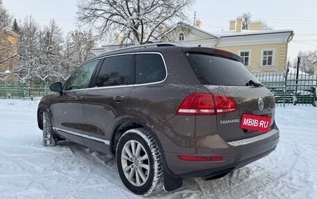 Volkswagen Touareg III, 2013 год, 1 990 000 рублей, 4 фотография