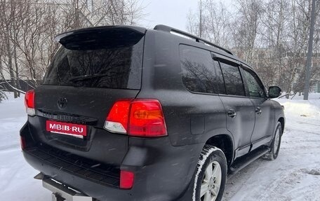 Toyota Land Cruiser 200, 2012 год, 2 900 000 рублей, 7 фотография