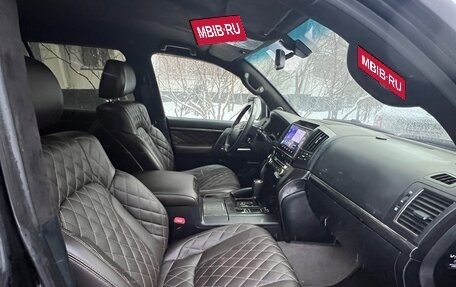 Toyota Land Cruiser 200, 2012 год, 2 900 000 рублей, 8 фотография
