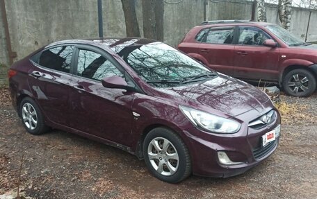 Hyundai Solaris II рестайлинг, 2012 год, 730 000 рублей, 4 фотография
