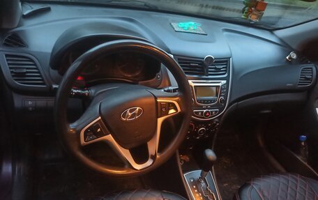 Hyundai Solaris II рестайлинг, 2012 год, 730 000 рублей, 6 фотография