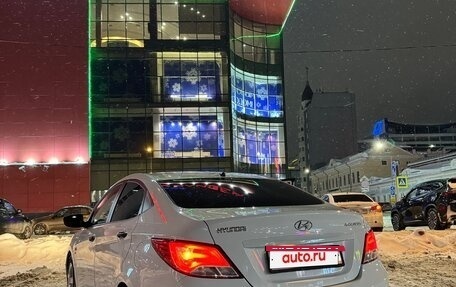 Hyundai Solaris II рестайлинг, 2015 год, 1 100 000 рублей, 6 фотография
