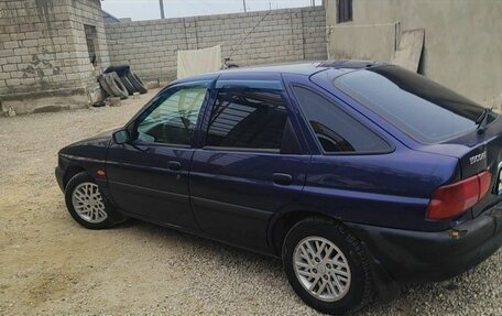 Ford Escort V, 1997 год, 110 000 рублей, 2 фотография